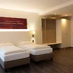 Internationales Tagungszentrum Karimu Hotel *